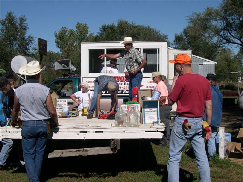 2004-09-25-Scott-Farm-Sale-24.jpg